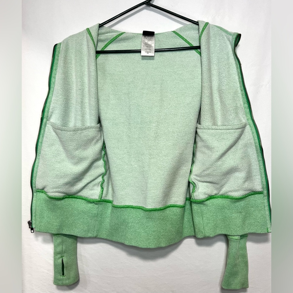 Patagonia Cloud Stack Hoody in Nettle Green Cozy Organic Cotton Hoodie Jacket - Picture 10 of 12